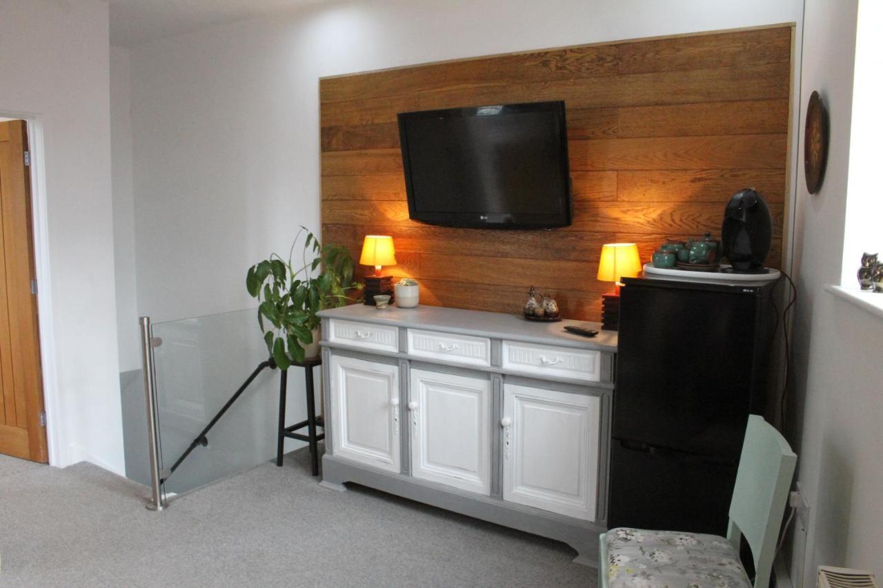 Vale View Apartment Denbigh Luaran gambar