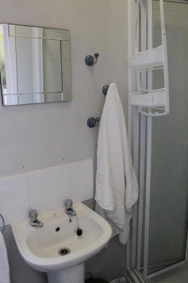 Vale View Apartment Denbigh Luaran gambar